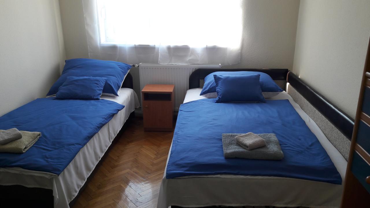 Pero Vendeghaz Hotell Debrecen Eksteriør bilde